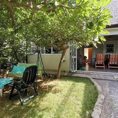 בית נופש Heritage Stone House By The Sea פרוויץ' שפורינה