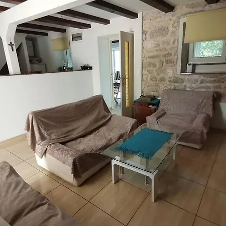 Heritage Stone House By The Sea *
