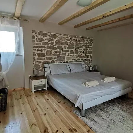 Heritage Stone House By The Sea בית נופש *