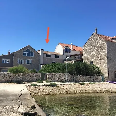Heritage Stone House By The Sea بيت للعطل