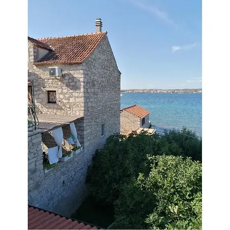 Heritage Stone House By The Sea Prvic Sepurine