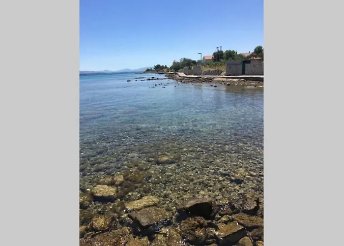 בית נופש Heritage Stone House By The Sea פרוויץ' שפורינה