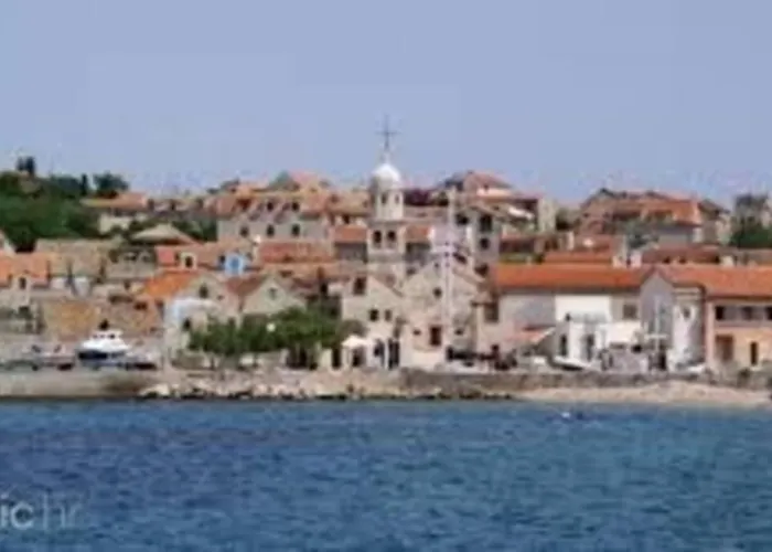 Heritage Stone House By The Sea בית נופש פרוויץ' שפורינה