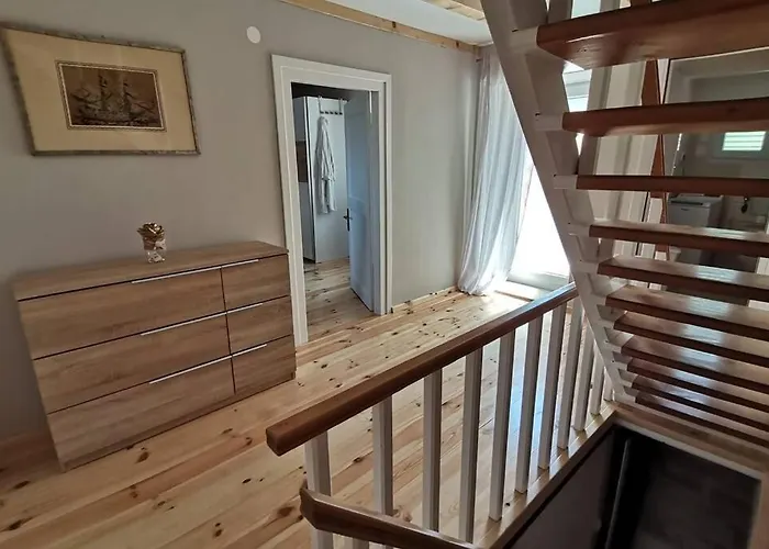 Heritage Stone House By The Sea *