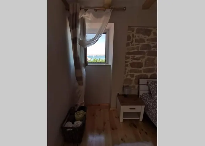 Heritage Stone House By The Sea בית נופש