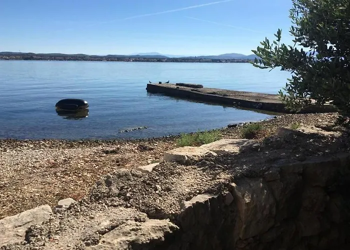 Heritage Stone House By The Sea בית נופש