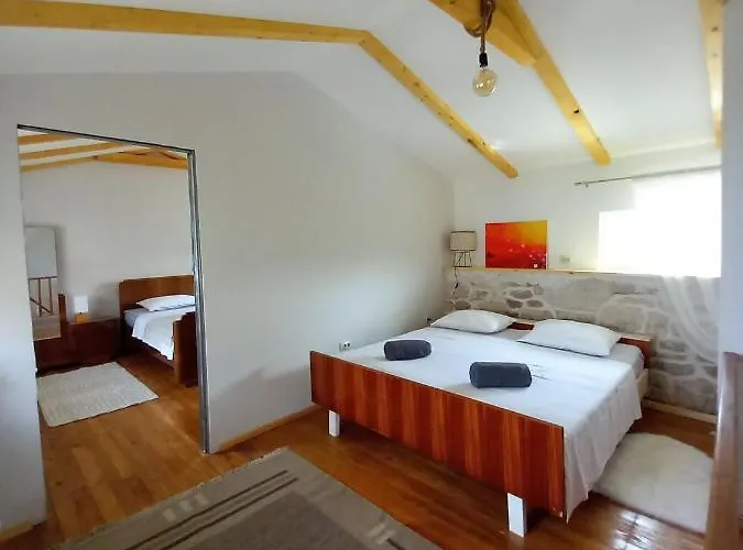 Heritage Stone House By The Sea *