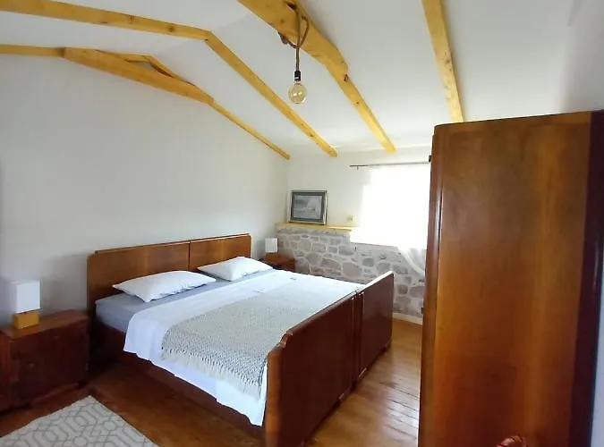 Heritage Stone House By The Sea בית נופש *